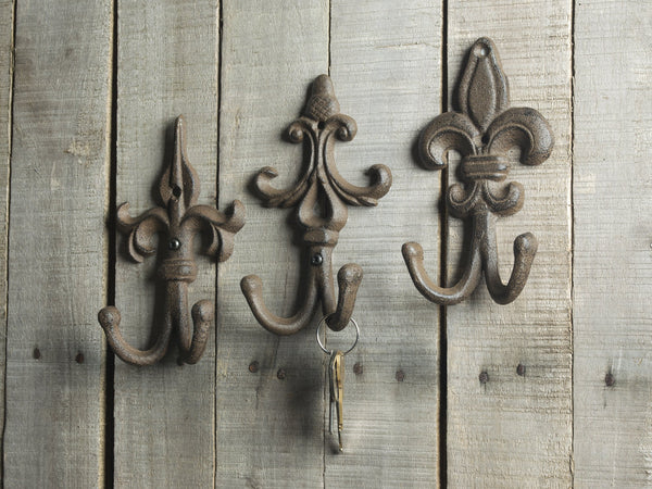 Set of 3 Rustic Cast Iron Fleur De Lis Wall Hooks – Decorative Double Coat Hangers with Screws & Anchors – Wall Mounted Vintage-Style Hooks by Comfify