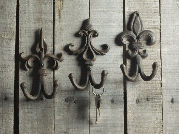 Set of 3 Rustic Cast Iron Fleur De Lis Wall Hooks – Decorative Double Coat Hangers with Screws & Anchors – Wall Mounted Vintage-Style Hooks by Comfify