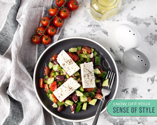 Modern Salt & Pepper Shakers Made of, Chip-free Ceramic – scale comparison – Comfify